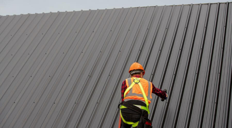Professional gutter cleaning in Tensed, ID